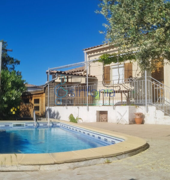 Maison à vendre à Collias — Vue nature — photo 2