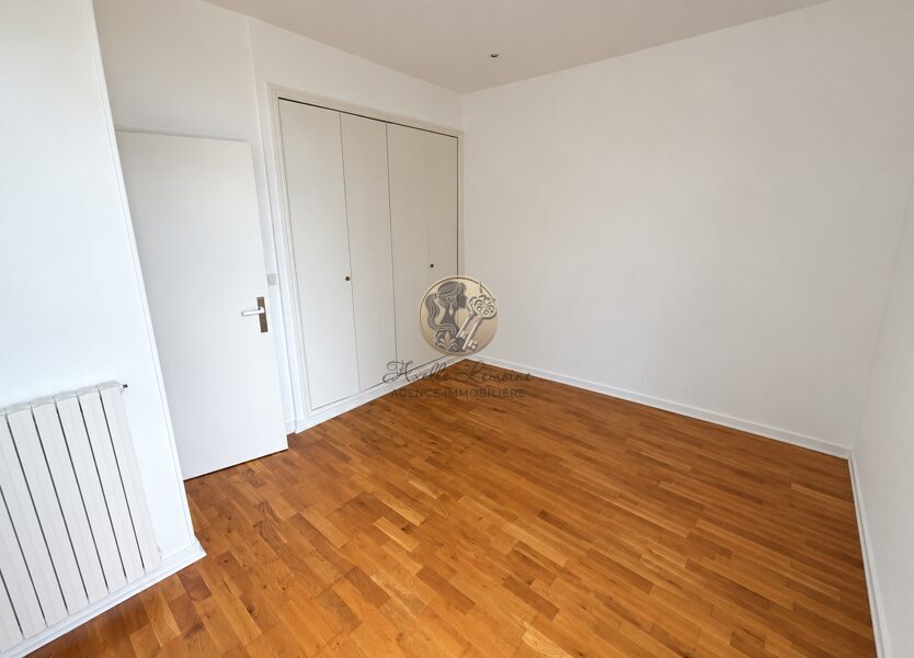 Appartement à vendre à Lucenay — Vue parc & jardin — photo 12