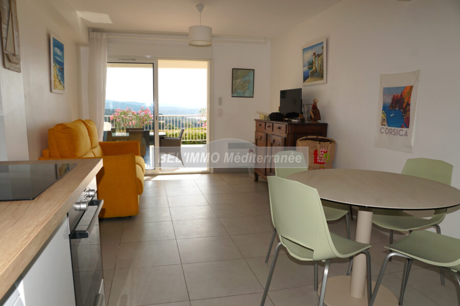 Appartement en location vacances à Cavalaire-sur-Mer — Vue mer — photo 4