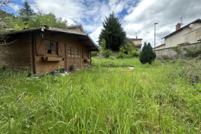 Terrain à vendre à Cours-la-Ville