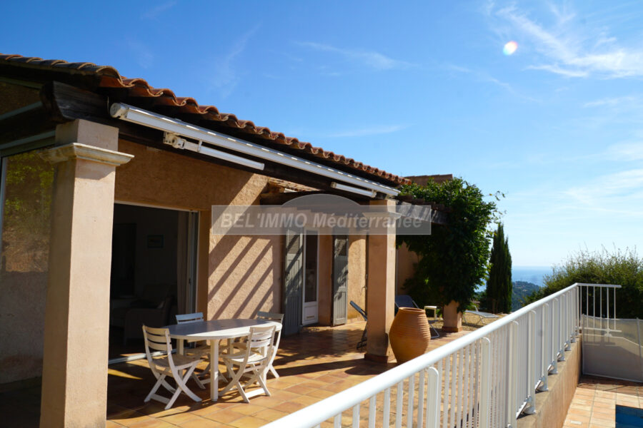 Maison à vendre à Cavalaire-sur-Mer — Vue mer — photo 5