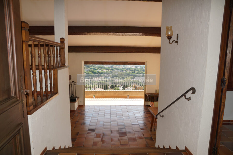 Maison à vendre à Cavalaire-sur-Mer — Vue mer — photo 9