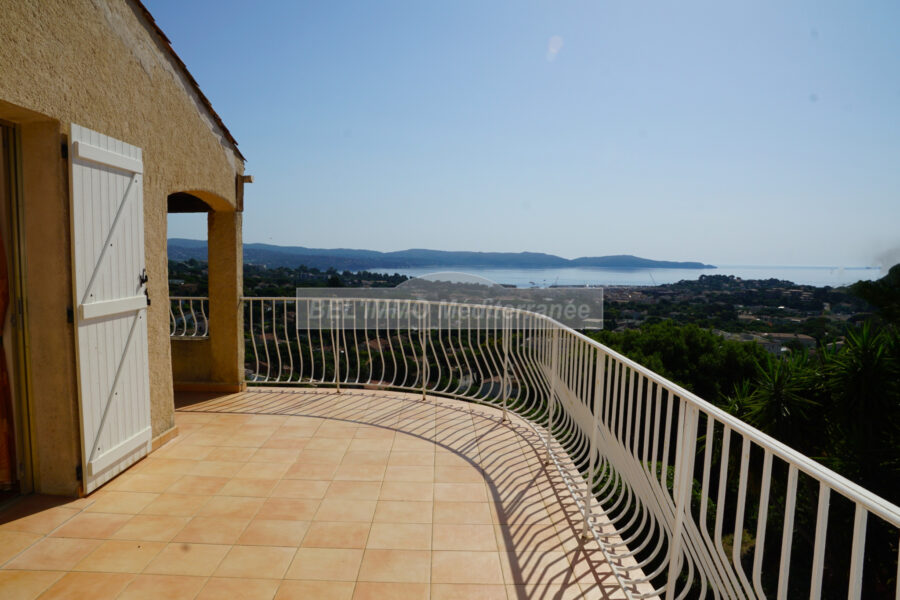 Maison à vendre à Cavalaire-sur-Mer — Vue mer — photo 6