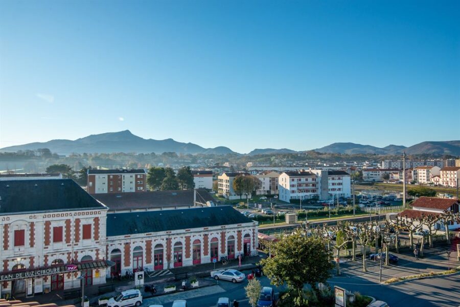 Appartement à vendre à Saint-Jean-de-Luz — Vue montagne — photo 11