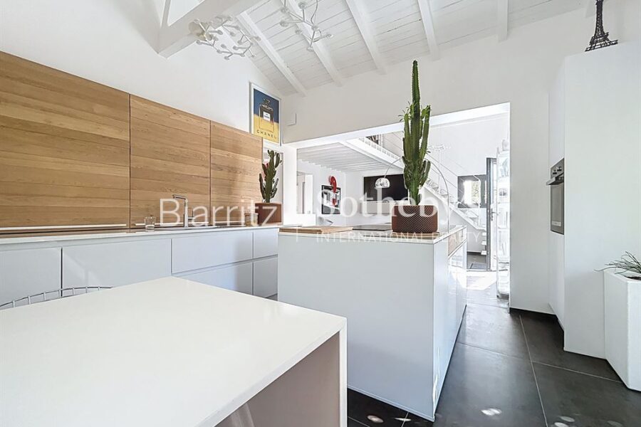 Maison à vendre à Saint-Jean-de-Luz — Vue mer — photo 6